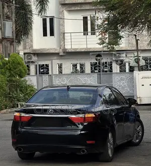 Lexus ES 2015 Black