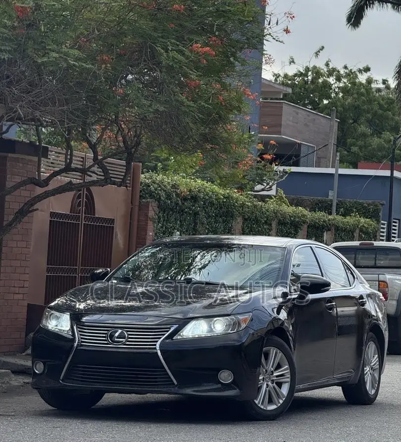 Lexus ES 2015 Black
