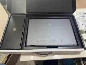 Laptop Alienware M16 R2 16GB Intel Core Ultra 7 SSD 1T