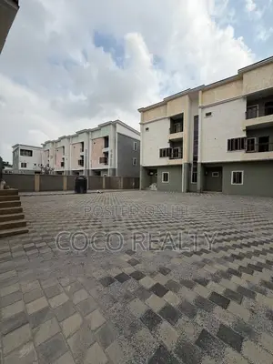 4bdrm Townhouse/Terrace in Life Camp for sale
