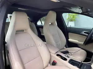 Mercedes-Benz CLA-Class CLA 250 4MATIC Sedan 2015 Red