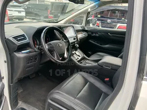 Toyota Alphard 2019 White