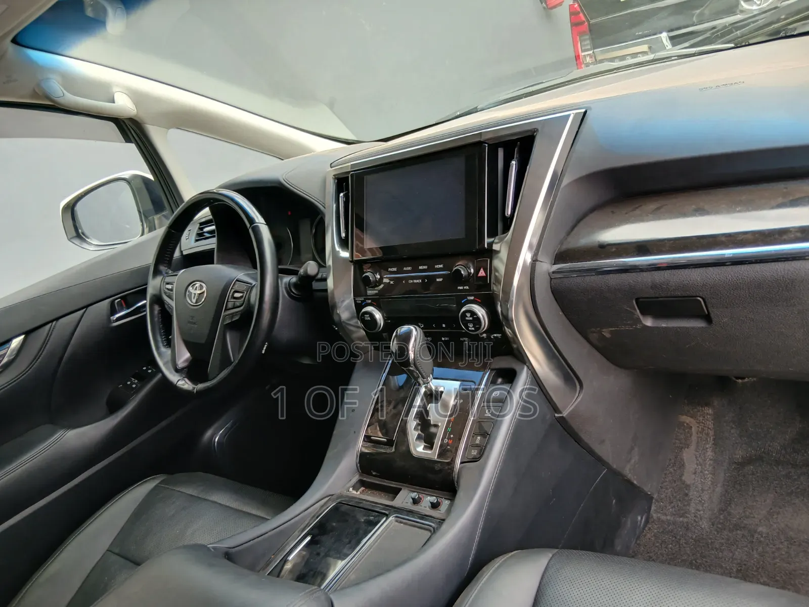 Toyota Alphard 2019 White
