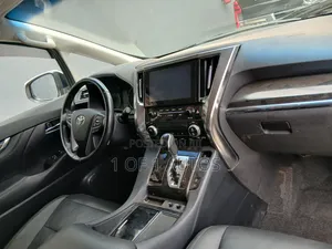 Toyota Alphard 2019 White
