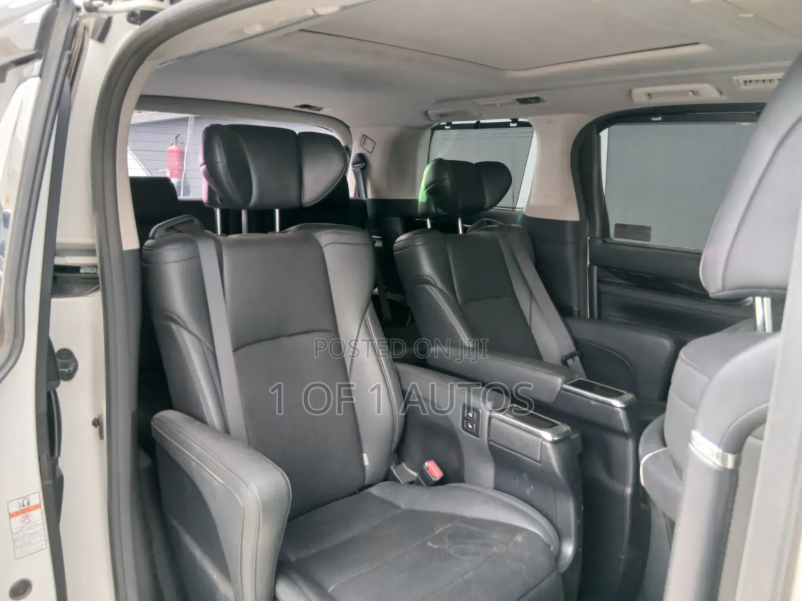 Toyota Alphard 2019 White