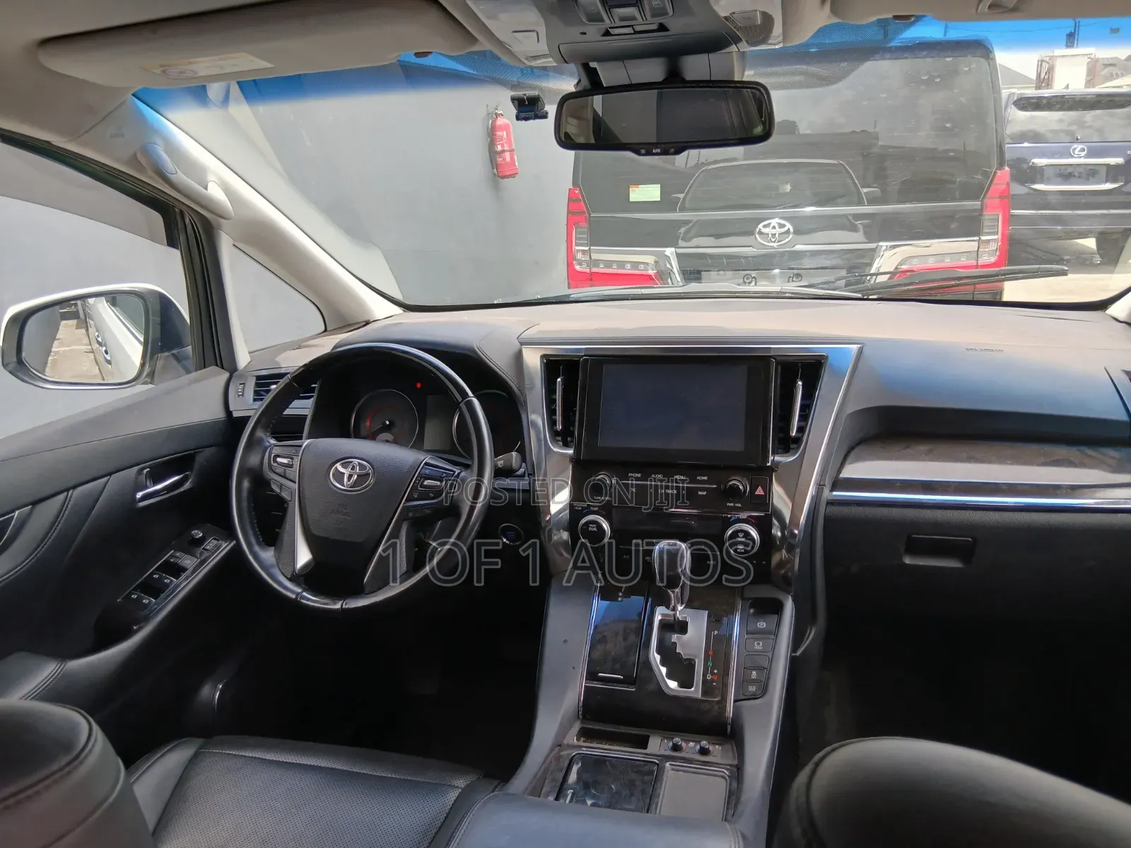 Toyota Alphard 2019 White
