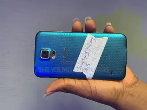 Samsung Galaxy S5 16 GB Green