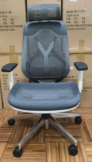 Ergonomic Office Swivel Mesh Chair.