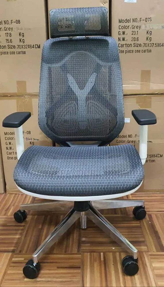 Ergonomic Office Swivel Mesh Chair.