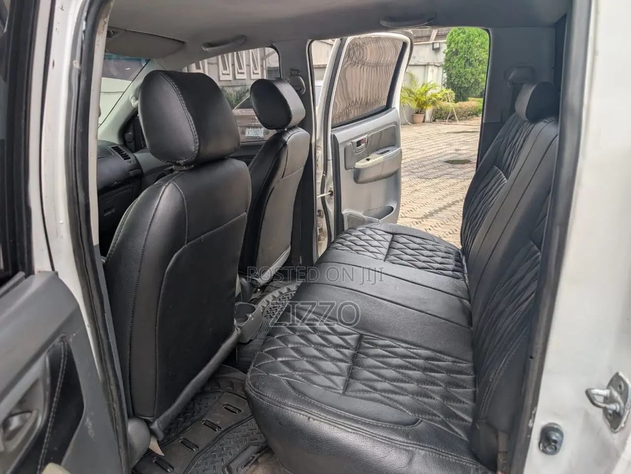 Toyota Hilux 2012 White