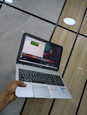 Laptop HP Envy 15 8GB Intel Core i5 HDD 500GB