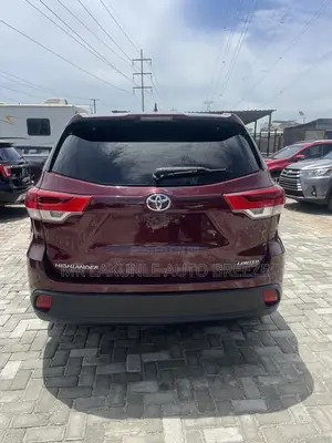 Toyota Highlander 2016 Red