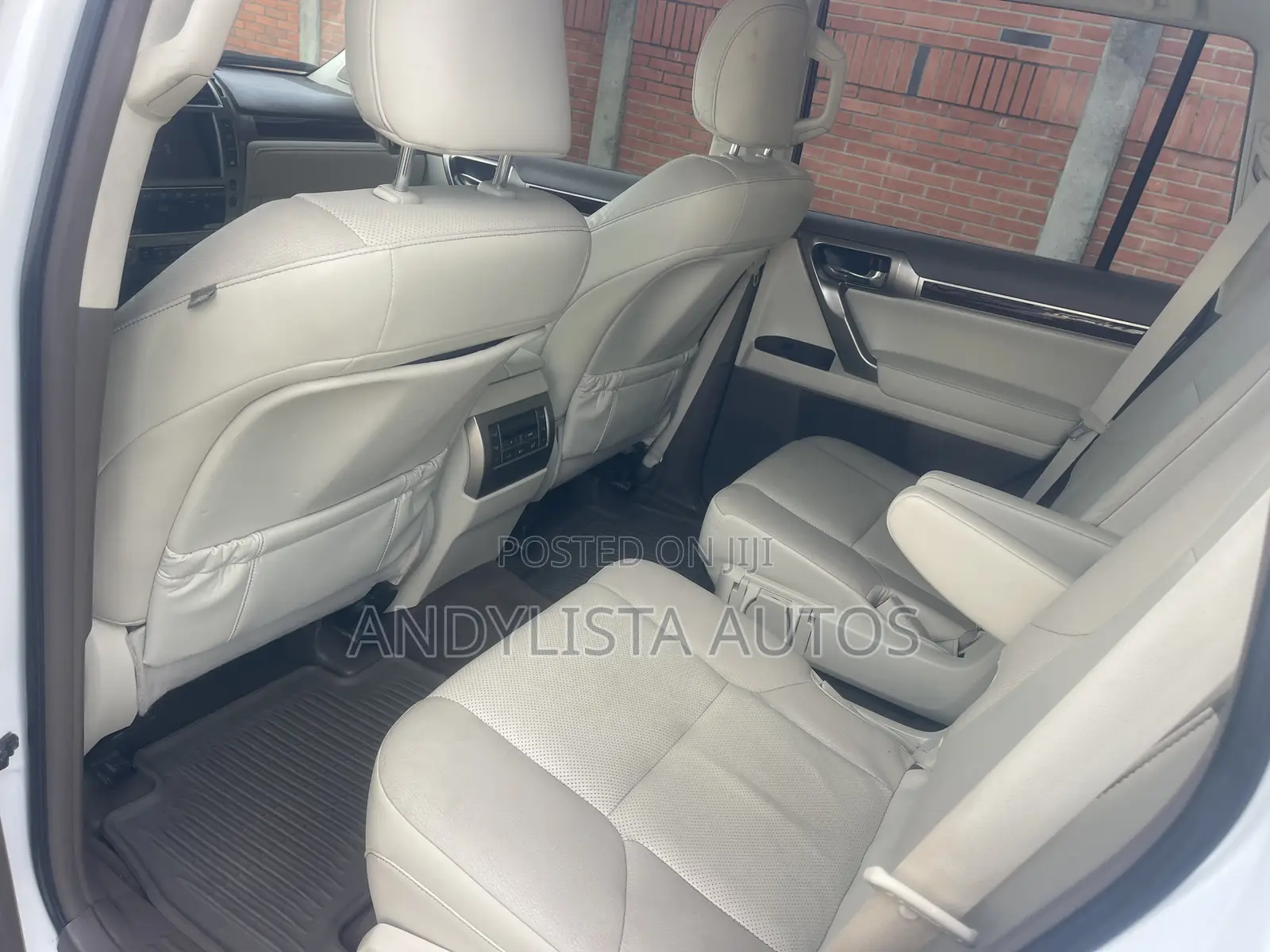 Lexus GX 460 Base 2017 White