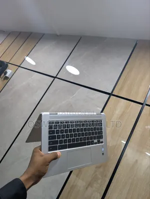 Laptop HP Chromebook X360 8GB Intel Core i3 eMMC 60GB