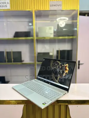 Laptop HP Pavilion 15-cs3063cl 8GB Intel Core i5 SSD 256GB