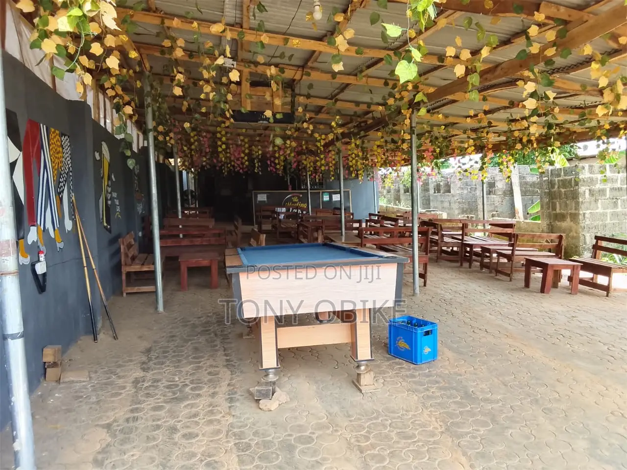 Existing Lounge With a Room Sitting on a Full Plot