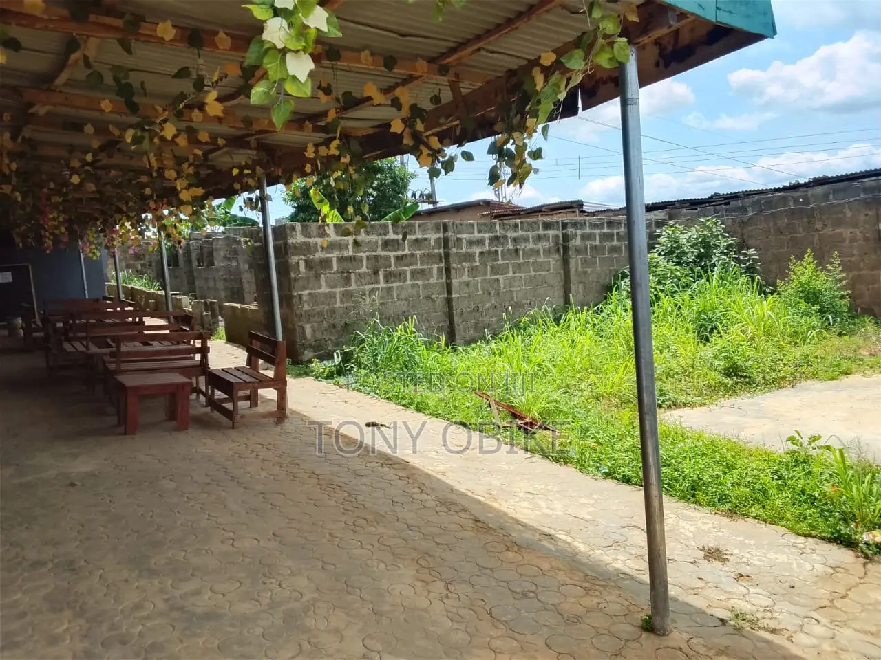 Existing Lounge With a Room Sitting on a Full Plot