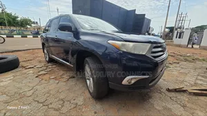 Toyota Highlander 2013 Blue