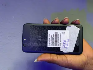 ZTE Blade A512 16 GB Black