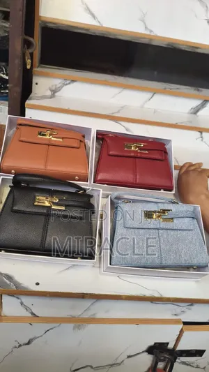 Original Female Handbags at Affordable Price