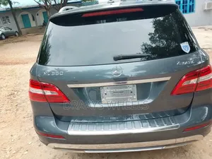 Mercedes-Benz M Class 2012 Gray
