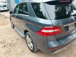 Mercedes-Benz M Class 2012 Gray