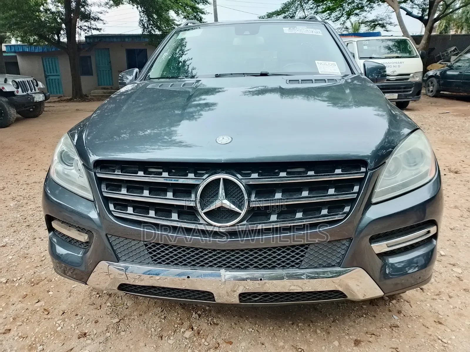 Mercedes-Benz M Class 2012 Gray