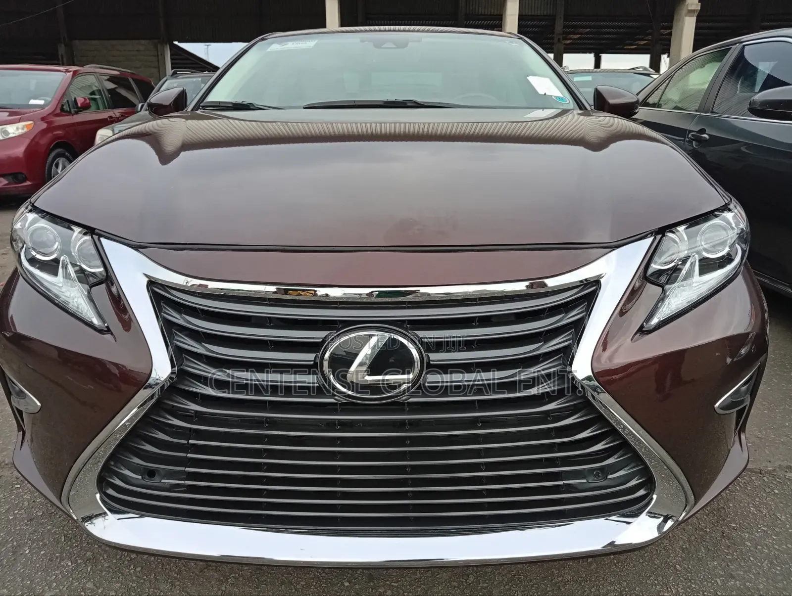 Lexus ES 2016 Red
