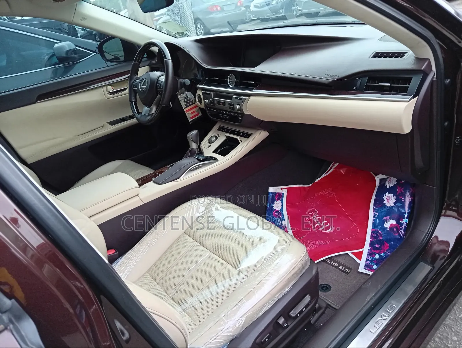 Lexus ES 2016 Red