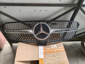 Front Grill Gle 350 Sport Diamond