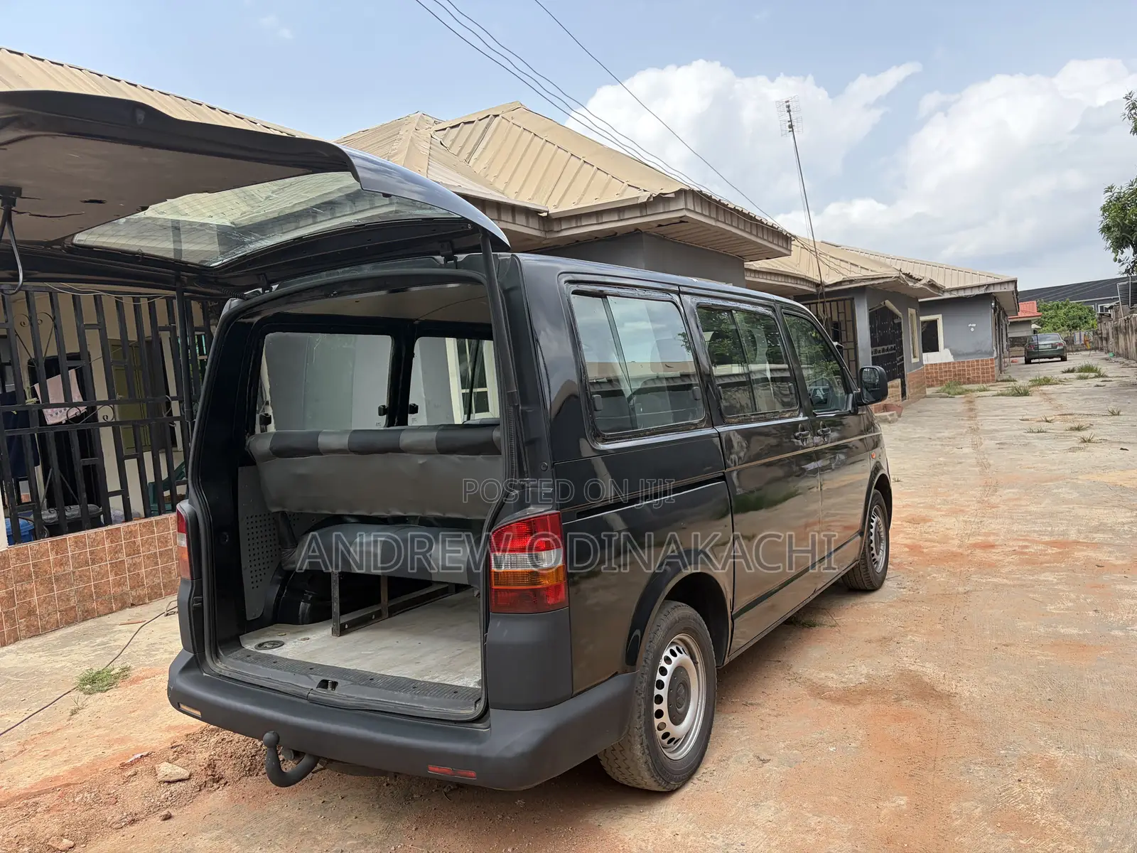 Volkswagen Multivan 2012 Black
