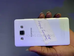 Samsung Galaxy A5 16 GB White