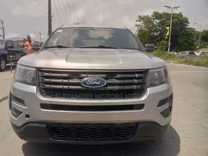 Ford Explorer Sport AWD 2018 Silver