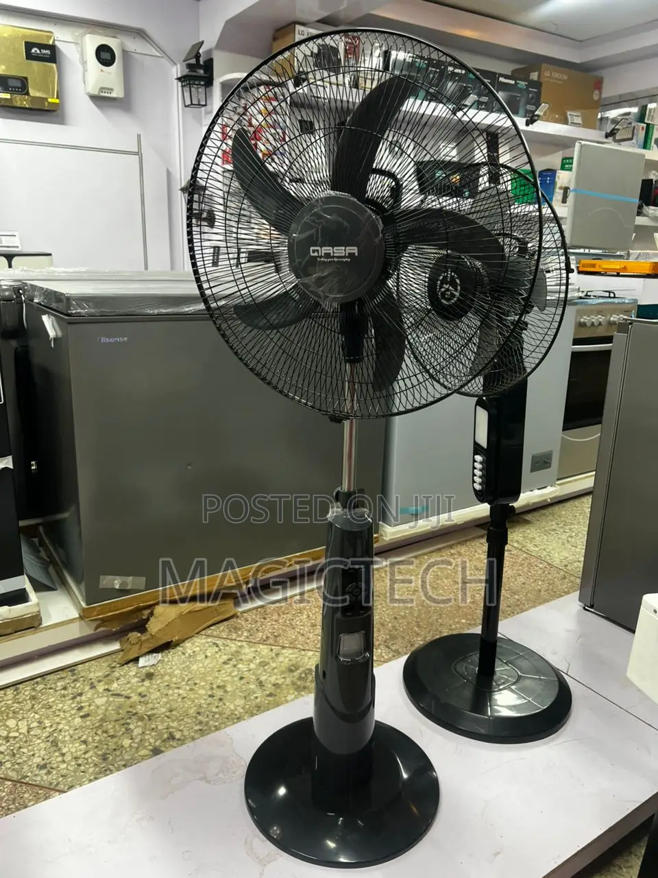 Qasa Rechargeable Standing Fan With Panel