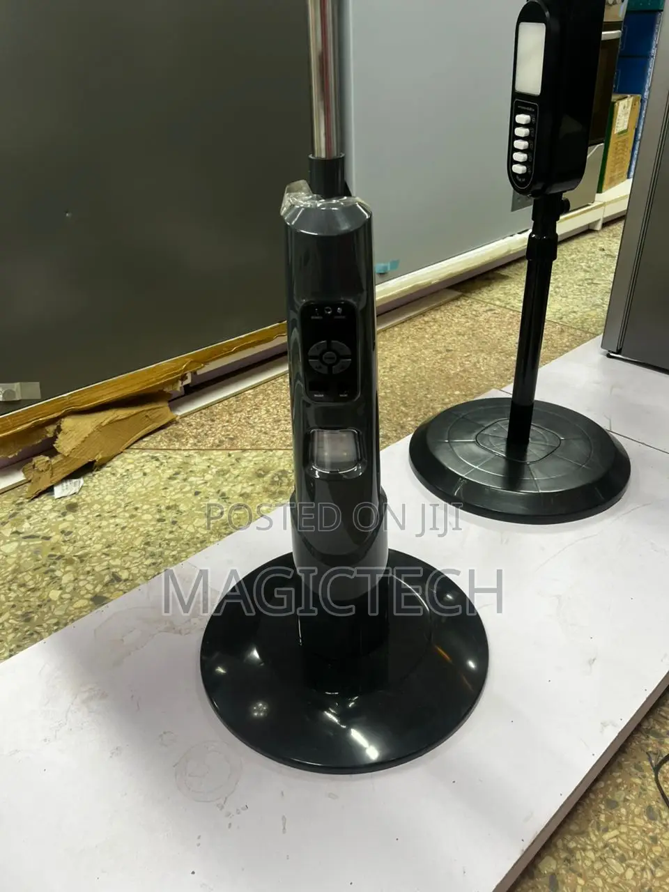 Qasa Rechargeable Standing Fan With Panel
