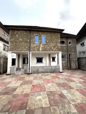 4bdrm Duplex in Sunrise Estate, Rumuokwurusi for sale
