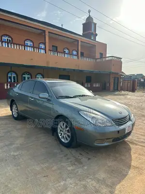 Lexus ES 300 2004 Green