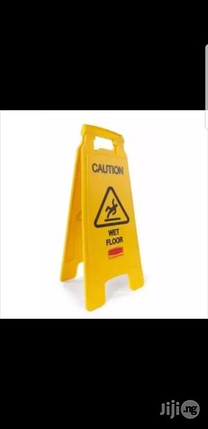 Wet Floor Caution Sign - Yellow
