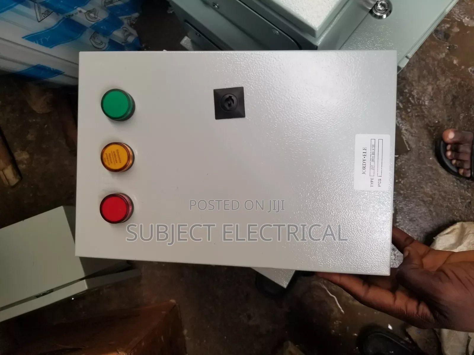 300x250x130 Panel Box