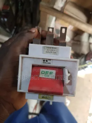 100amps Main Switch Mem