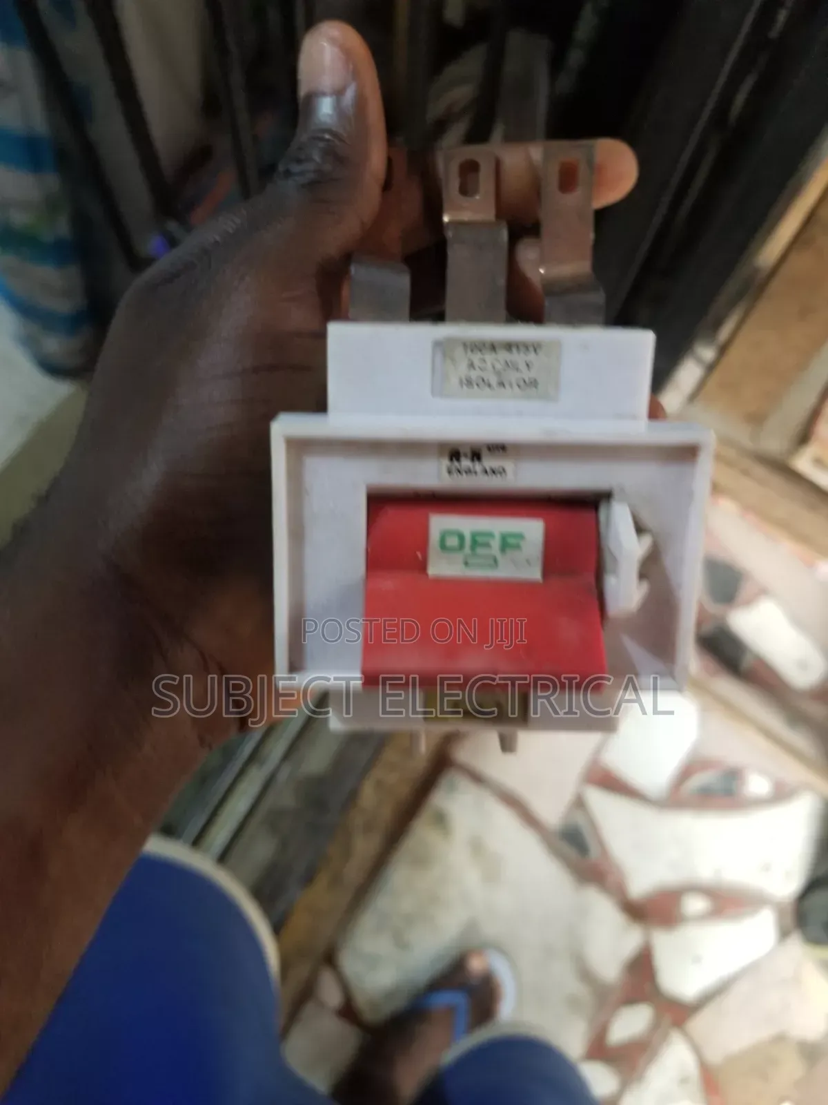 100amps Main Switch Mem