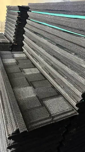 Spireo Black and White Shingle