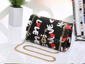 High Quality Fashionable Women's Handbag