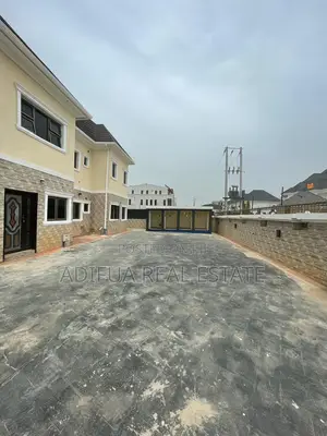 5bdrm Duplex in Mabushi for rent