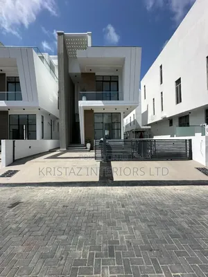 5bdrm Duplex in Osapa london for sale