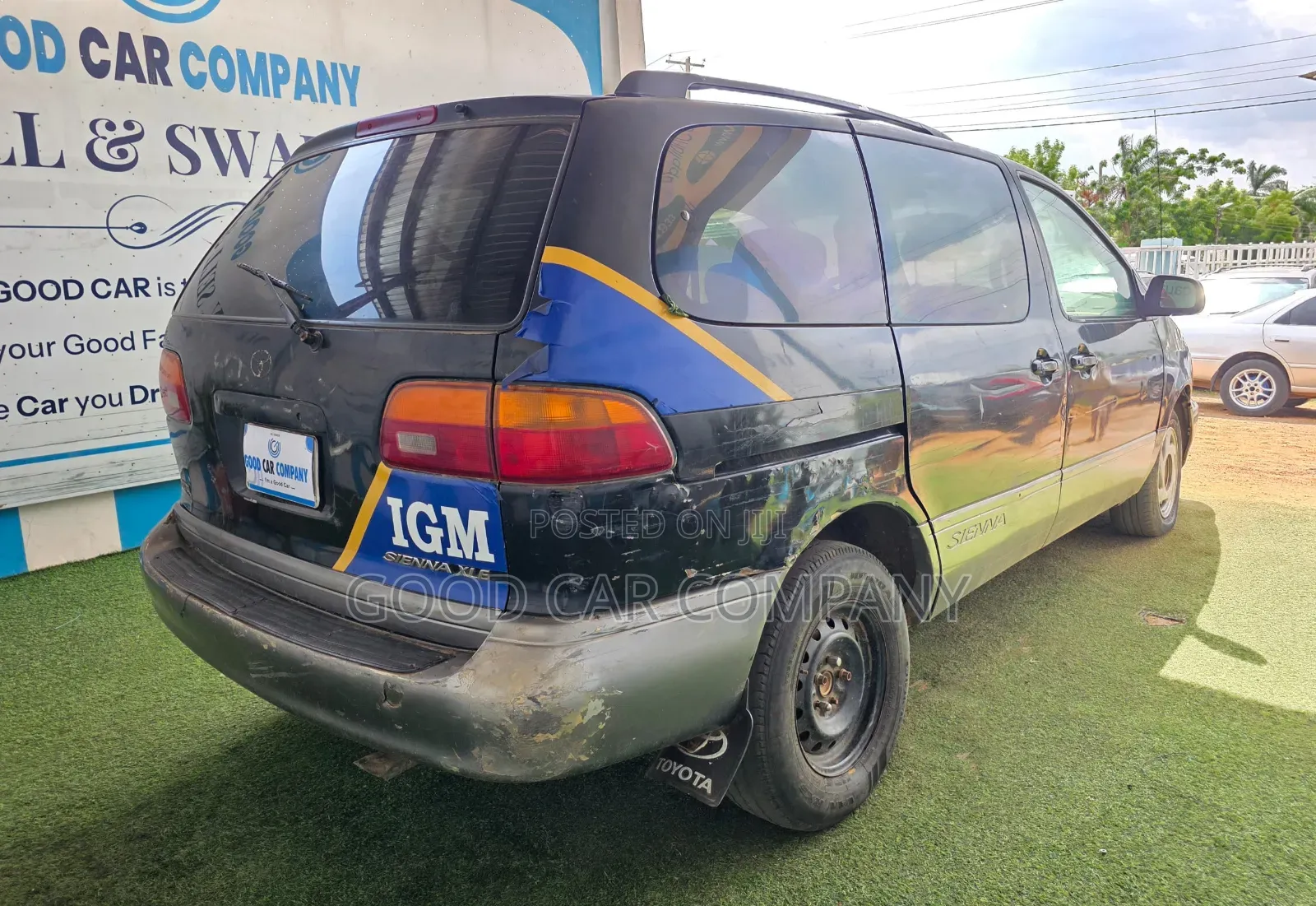 Toyota Sienna 2000 Blue