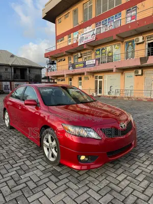 Toyota Camry SE 4dr Sedan (2.5L 4cyl 6AM) 2010 Red