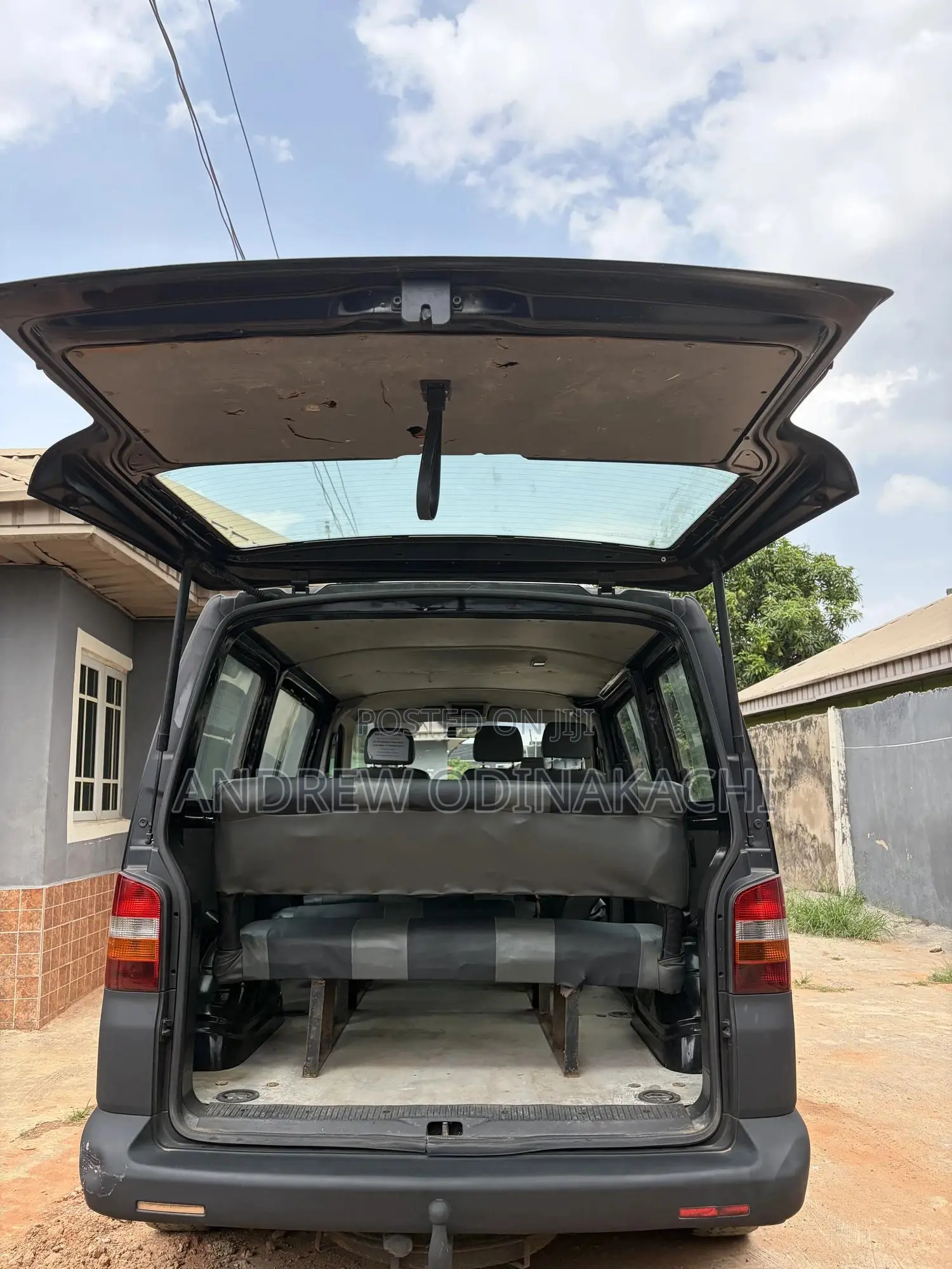 Volkswagen Multivan 2012 Black