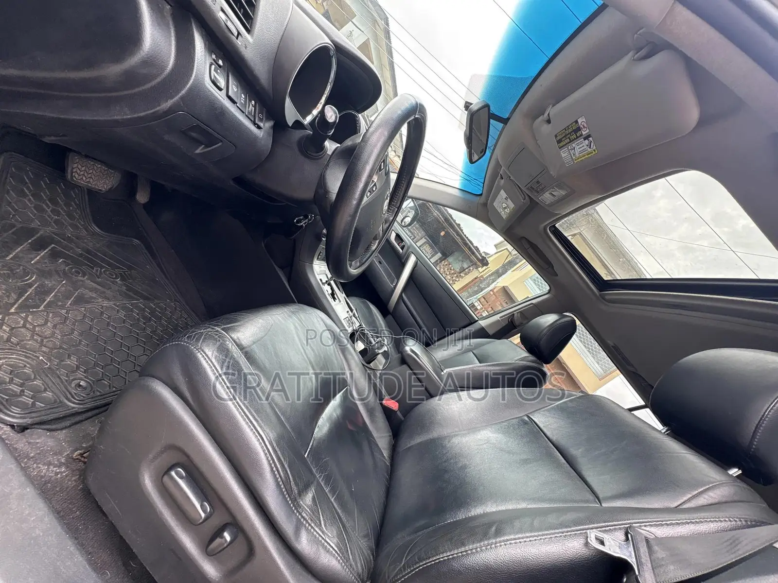 Toyota Highlander SE 2011 Gray