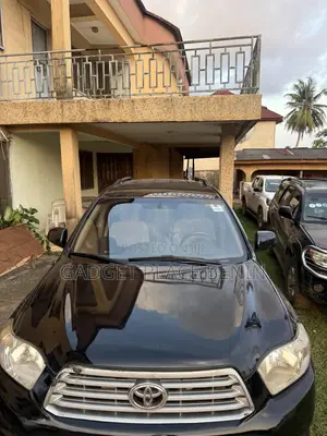 Toyota Highlander 2010 Black